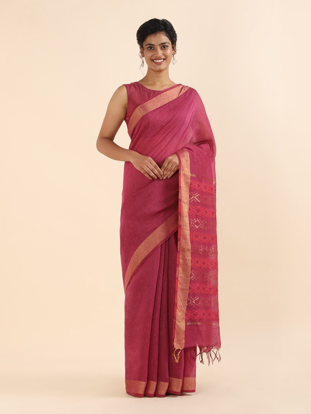 

Taneira Pink & Gold-Toned Zari Linen Blend Bhagalpuri Saree