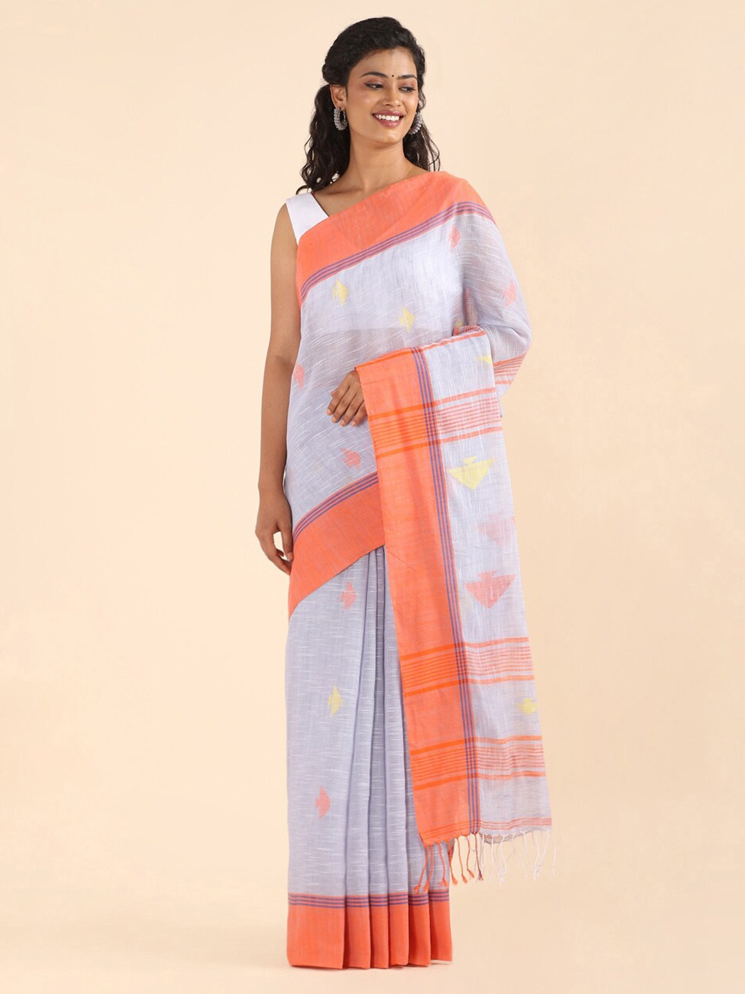 

Taneira Grey And Orange Woven Design Pure Cotton Bengal Saree