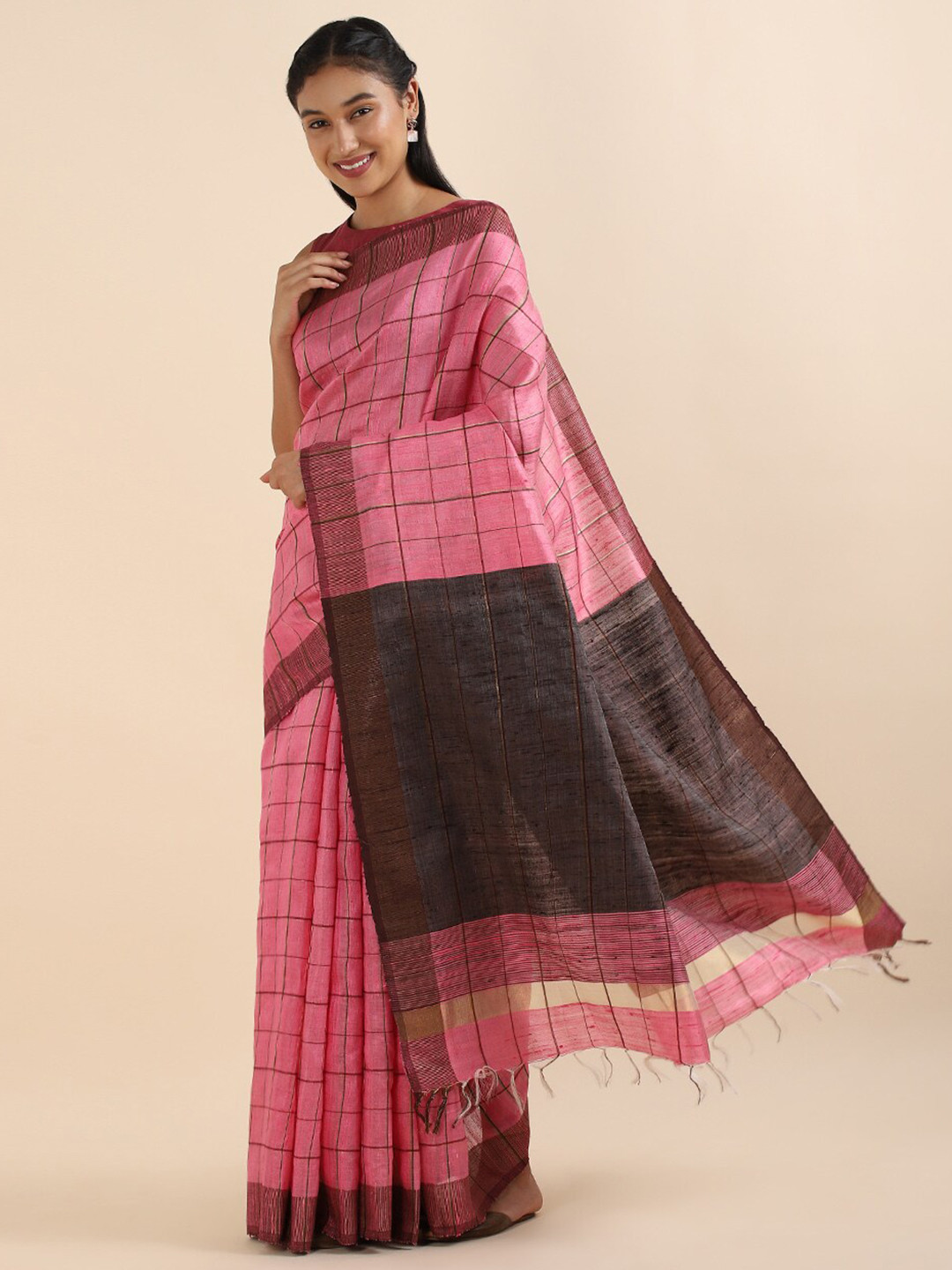 

Taneira Pink & Brown Checked Pure Silk Bhagalpuri Saree