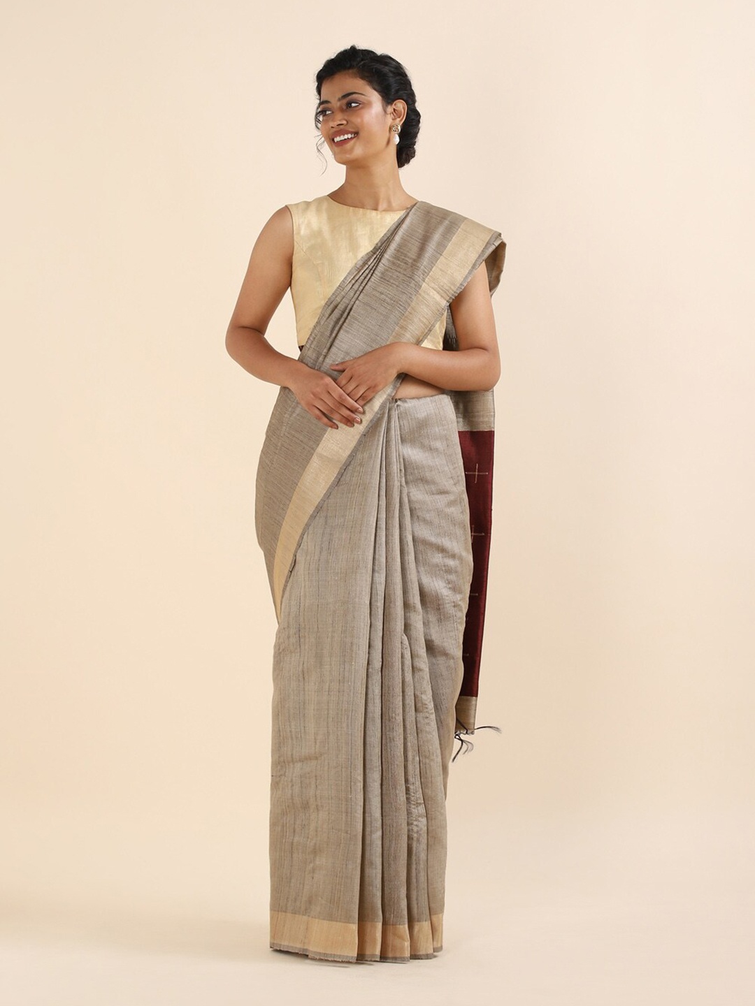 

Taneira Grey Zari Pure Silk Bhagalpuri Saree