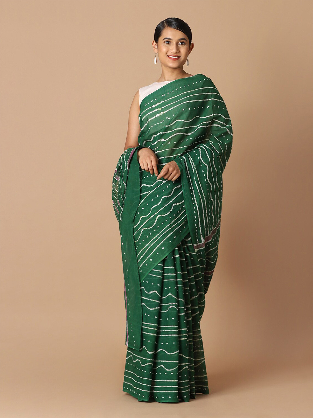 

Taneira Green & White Batik Pure Cotton Saree