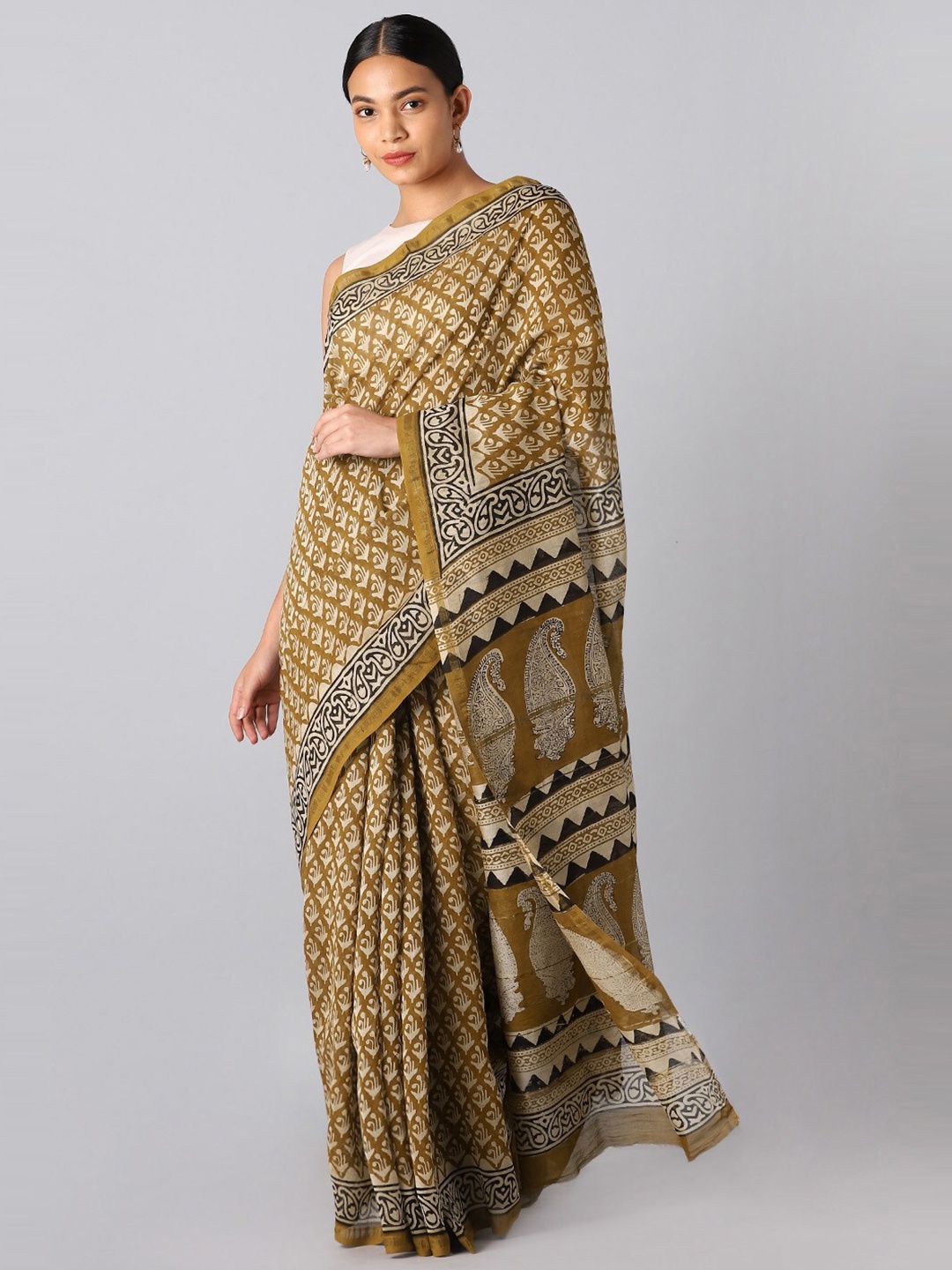 

Taneira Yellow & White Floral Silk Cotton Bagru Saree