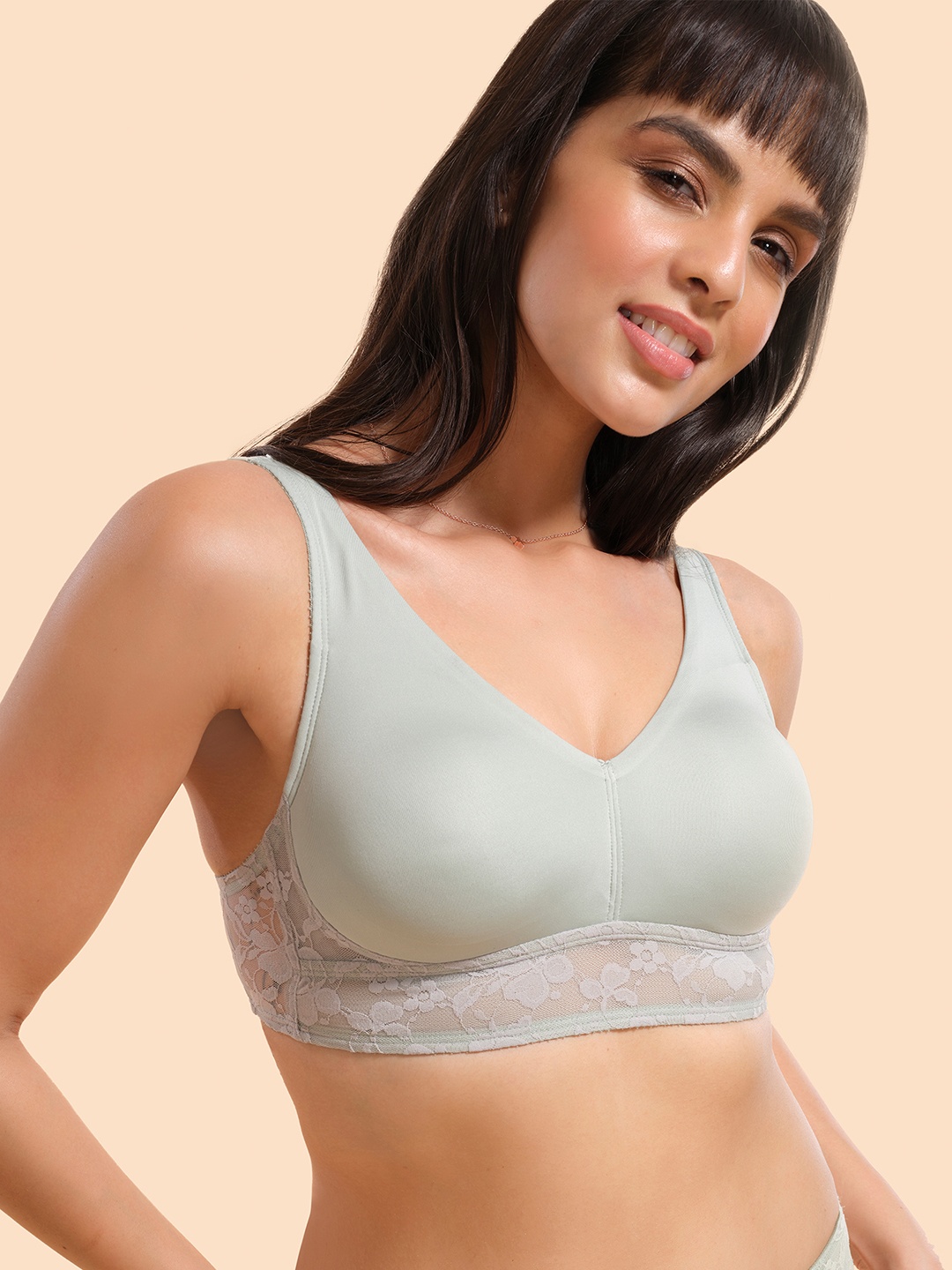 

Enamor Women Green Bra