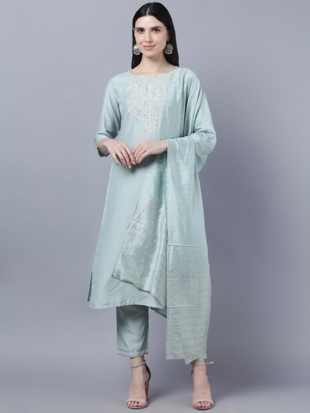 

Myshka Women Grey Floral Embroidered Kurta with Trousers & With Dupatta