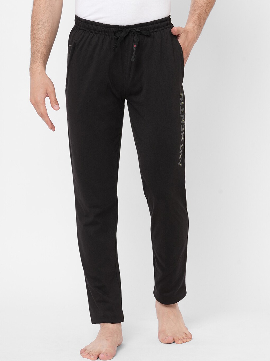 

Sweet Dreams Men Black Solid Lounge Pants