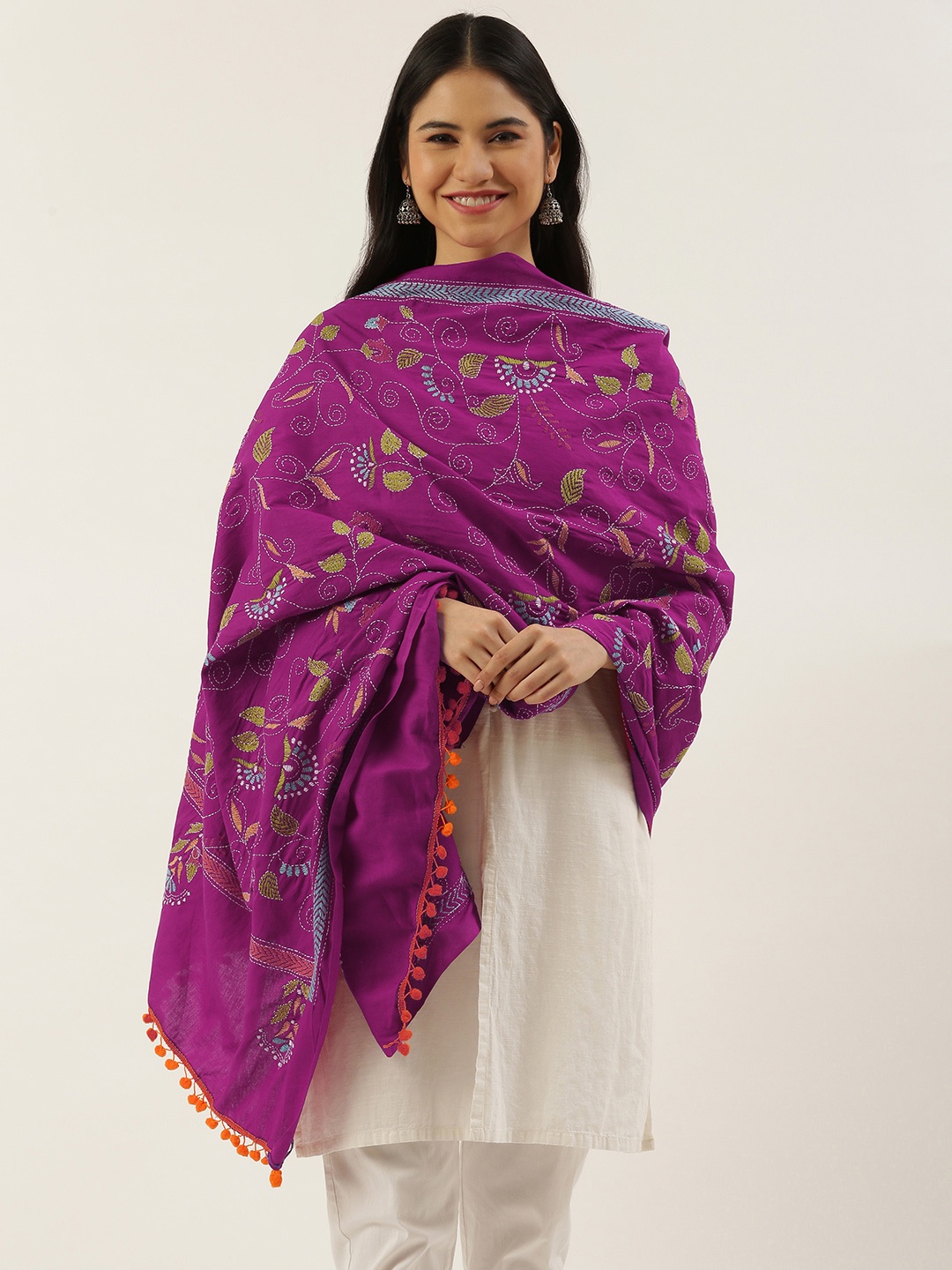 

ArtEastri Pink & Green Ethnic Motifs Embroidered Pure Cotton Dupatta with Kantha Work