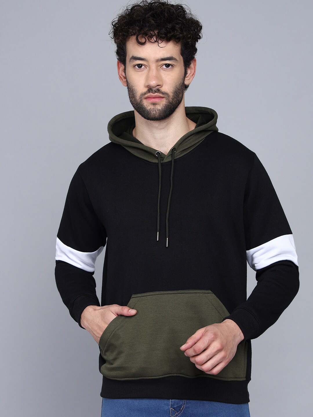 

FLAMBOYANT Men Colourblocked Hooded Sweatshirt, Black