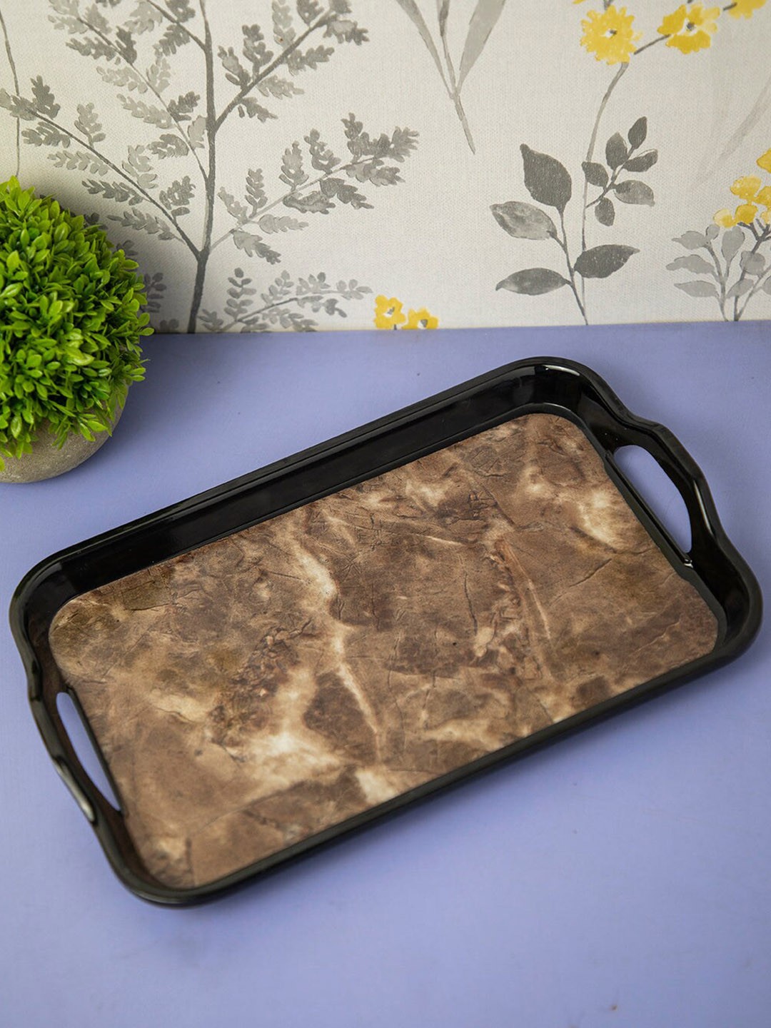 

MARKET99 Black & Brown Set of 2 Serving Trays