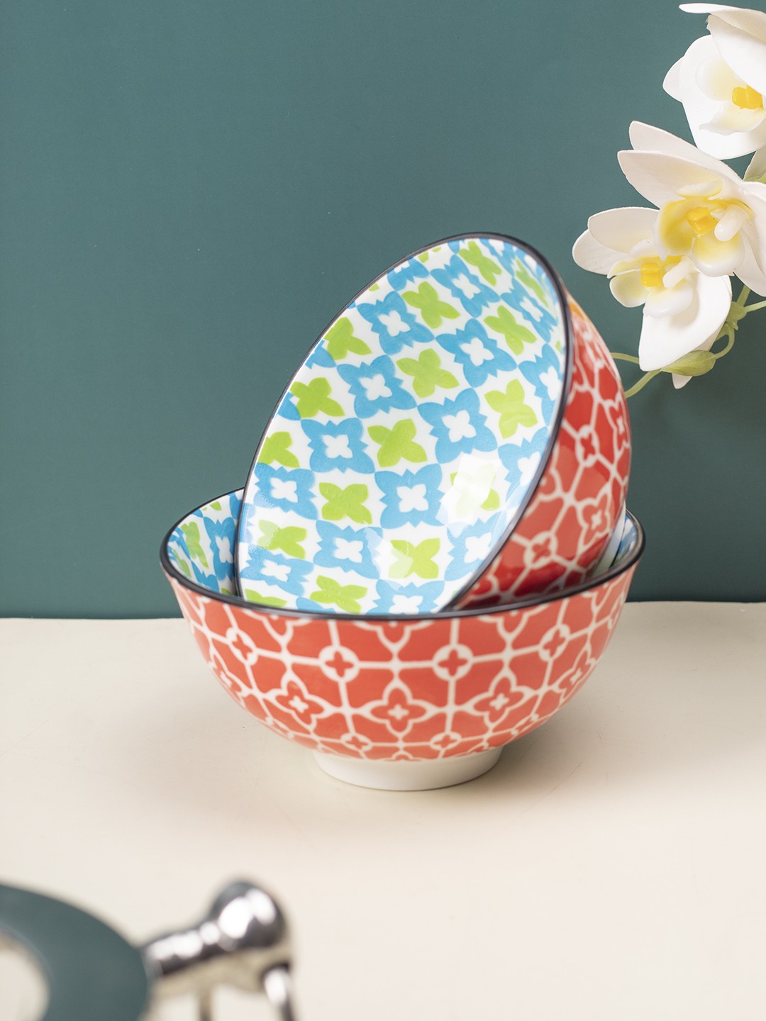 

MARKET99 Set Of 2 Black Printed Ceramic Bowl Set
