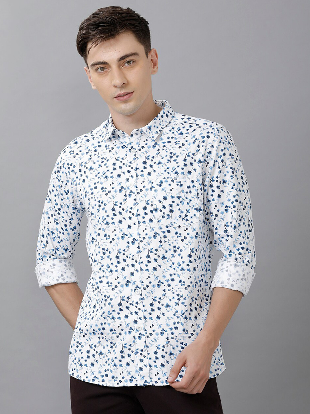 

CP BRO Men White Classic Slim Fit Floral Printed Casual Shirt