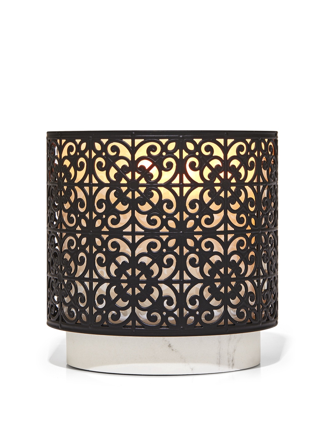 

Bath & Body Works Ornate Pedestal 3-Wick Candle Holder, Black
