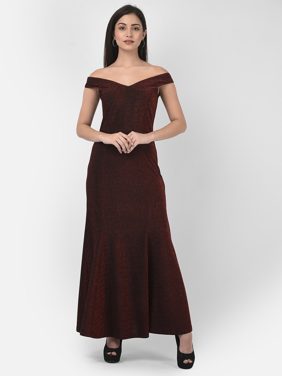 

Eavan Maroon Off-Shoulder Maxi Dress