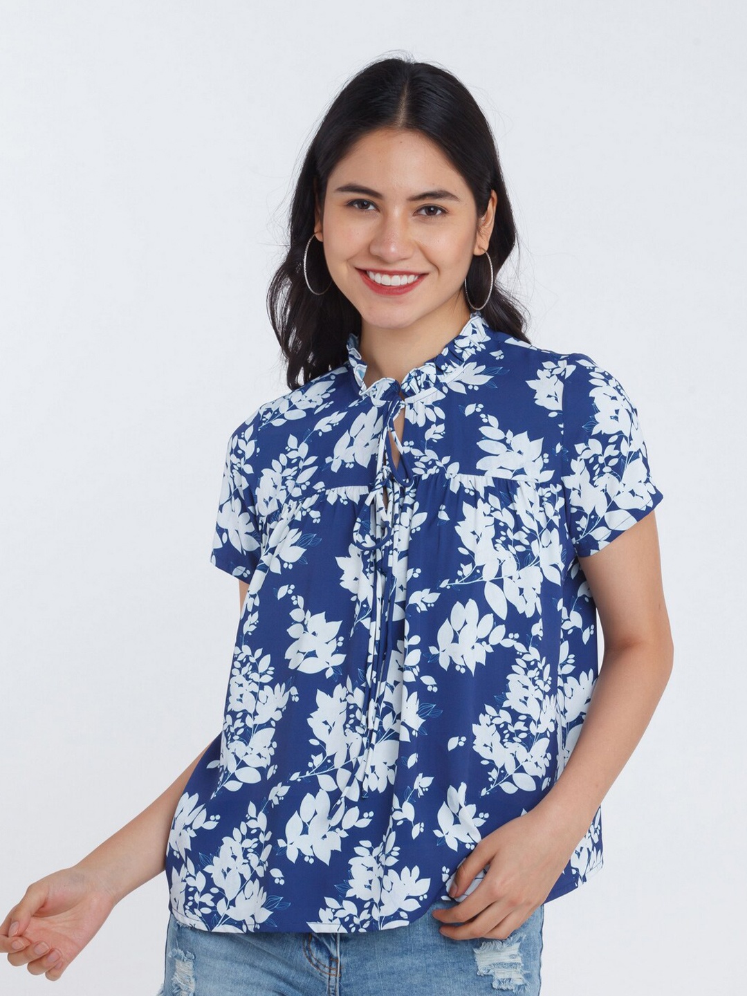 

Zink London Women Blue & White Floral Print Tie-Up Neck Top
