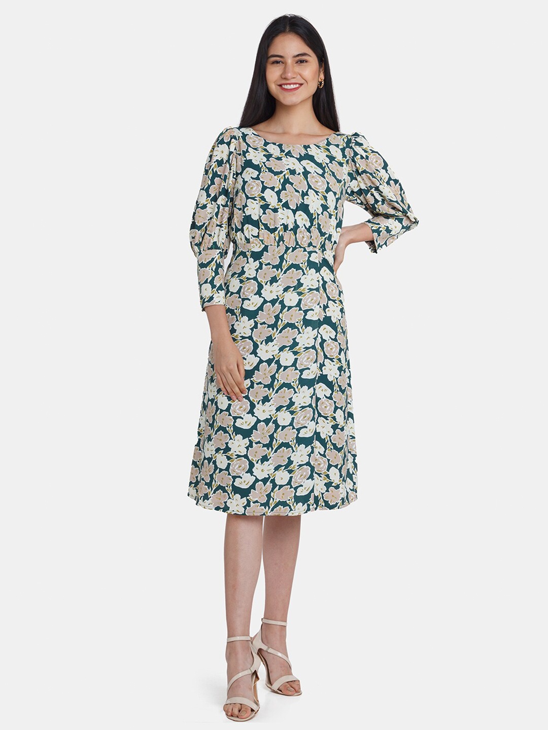 

Zink London Green & Beige Floral Printed Dress