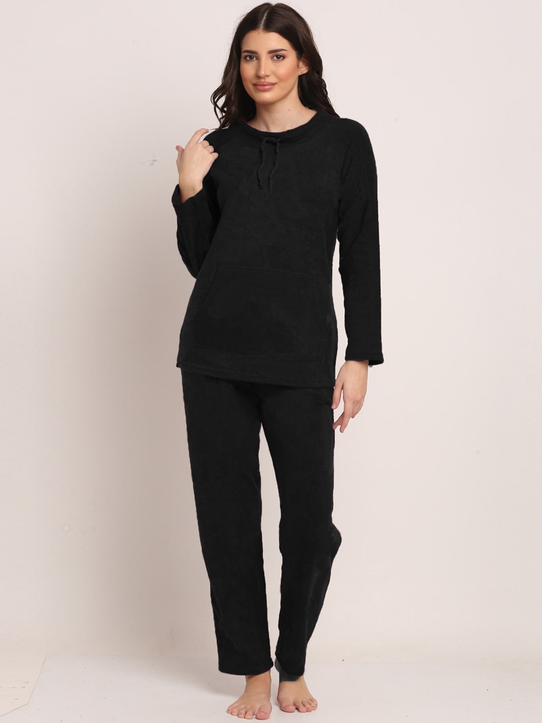 

Kanvin Women Black Night suit