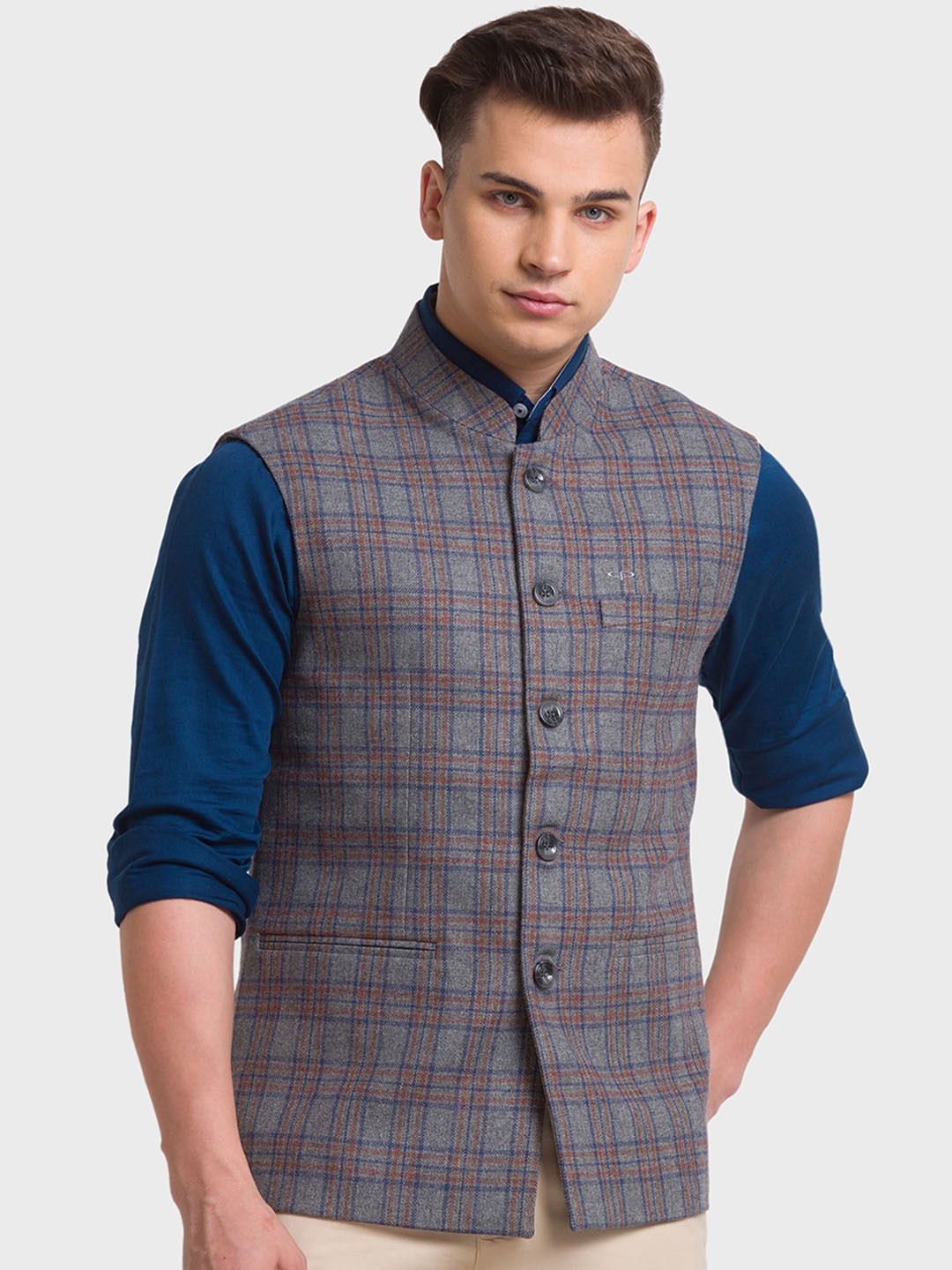 

ColorPlus Men Grey Checked Crop Tailored Jacket