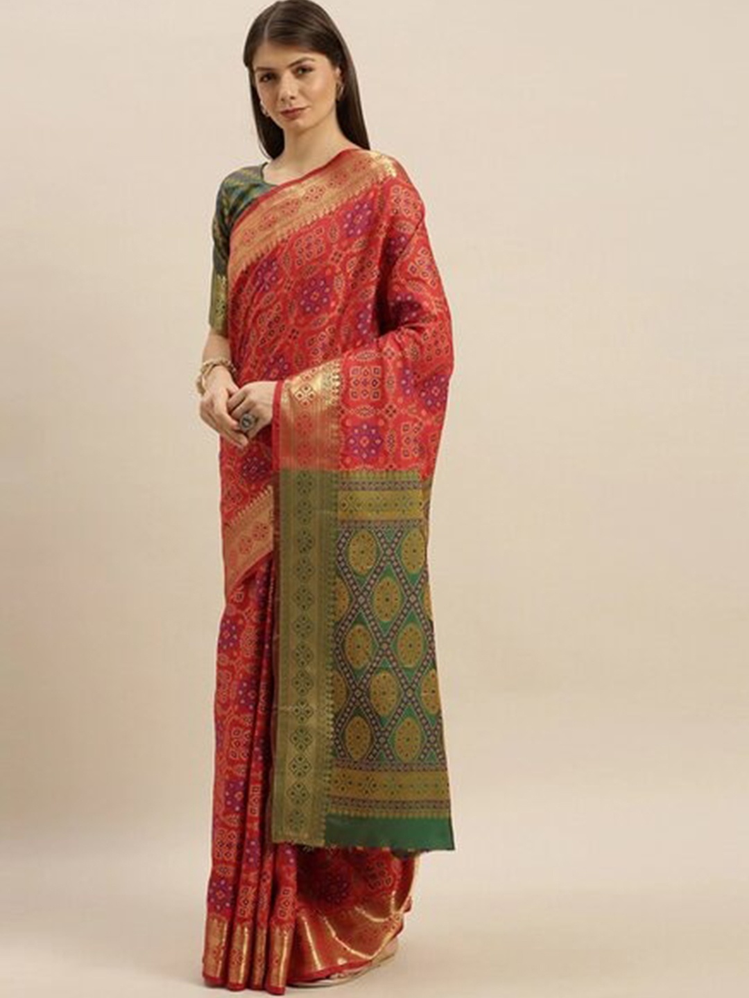 

MS RETAIL Red & Green Ethnic Motifs Zari Silk Blend Patola Saree
