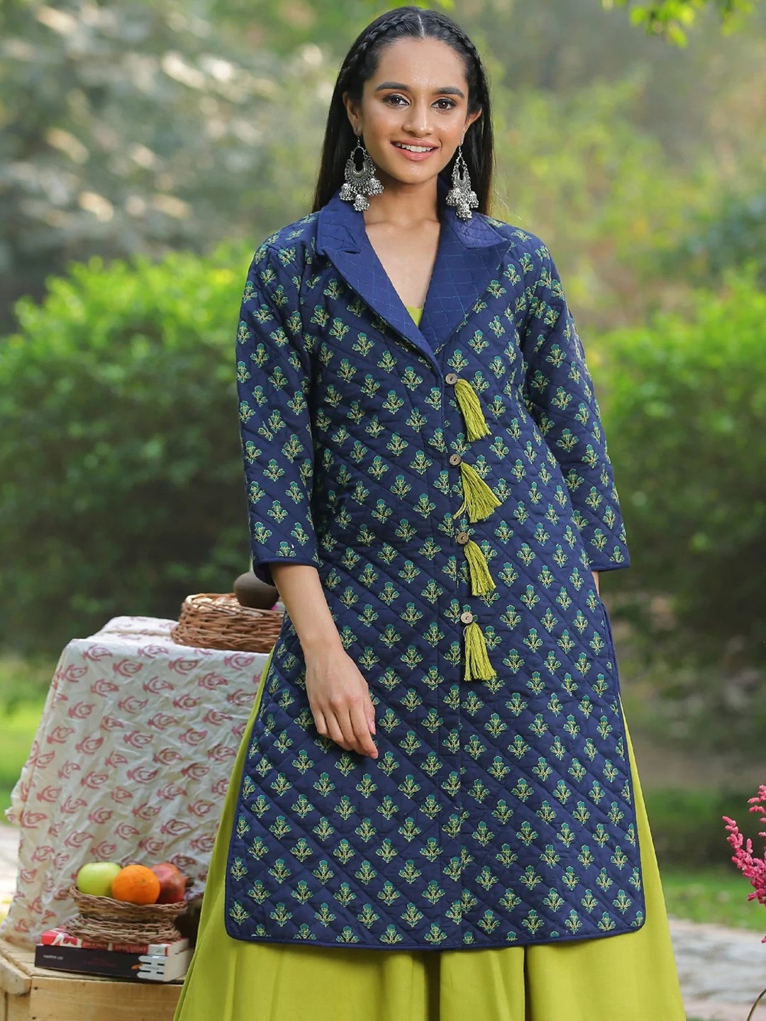 

Rustorange Women Blue Floral Longline Tailored Jacket