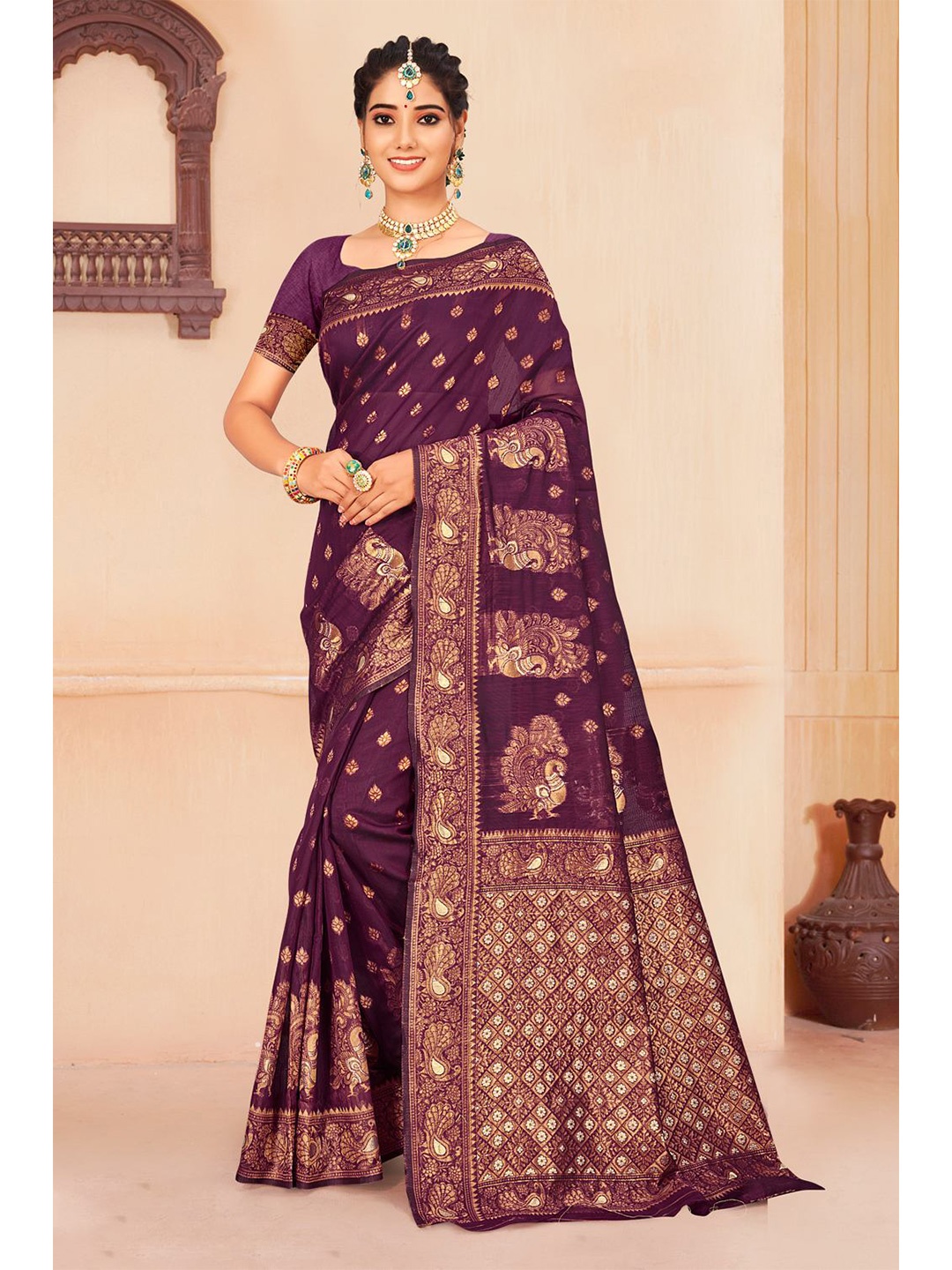 

KARAGIRI Purple & Gold-Toned Woven Design Zari Saree