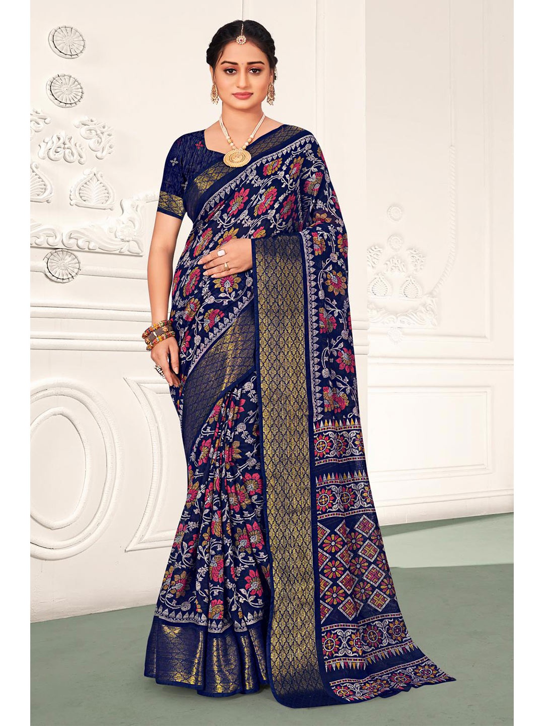 

KARAGIRI Navy Blue And Gold Toned Floral Woven Design Zari Saree