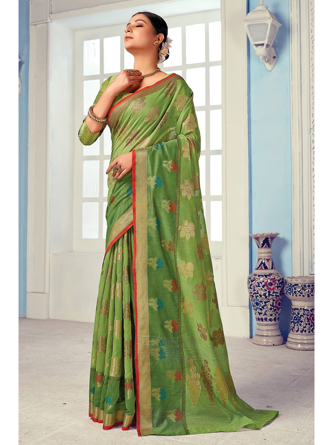 

KARAGIRI Green And Gold Toned Woven Design Zari Saree