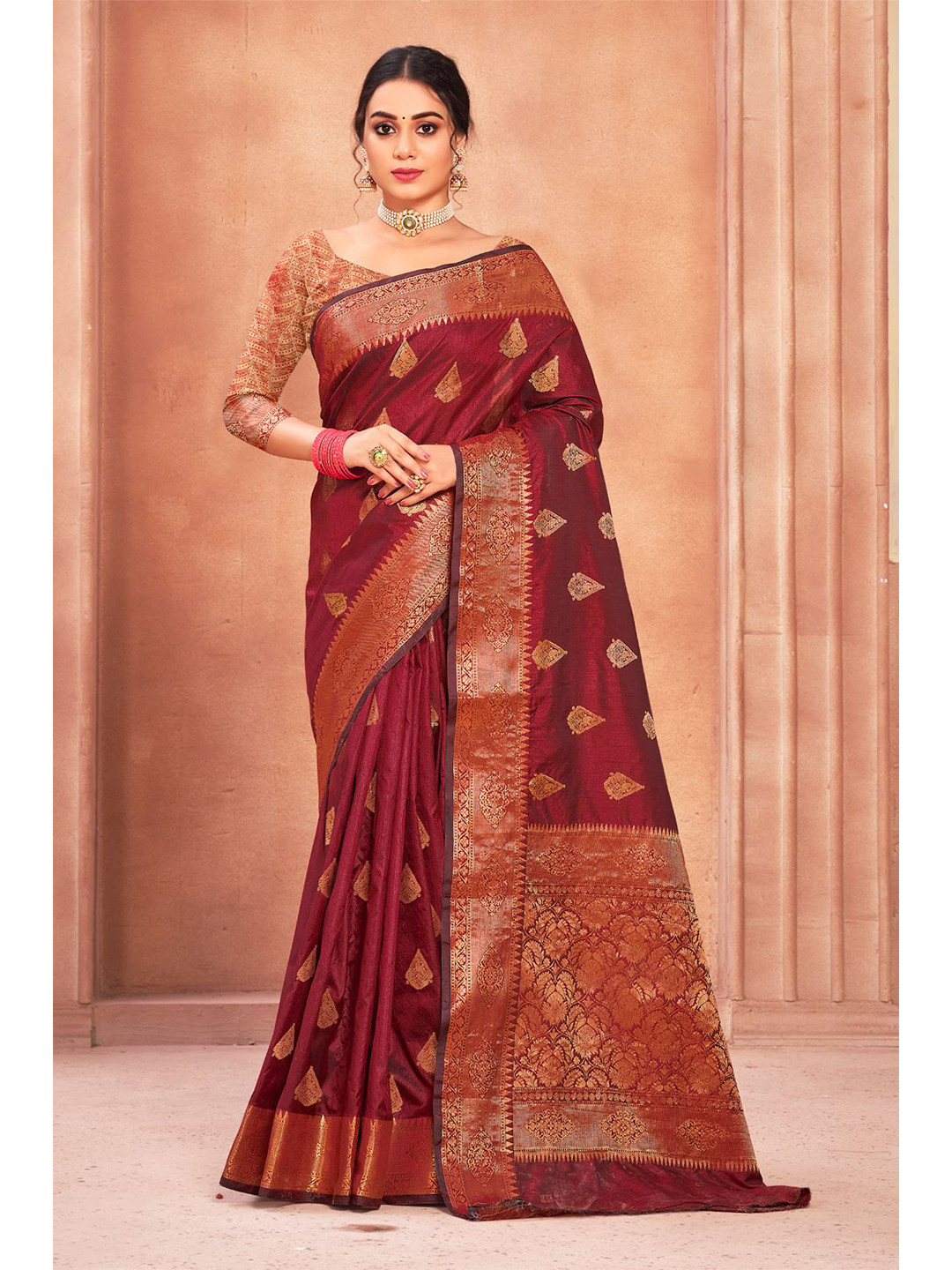 

KARAGIRI Red And Gold Toned Woven Design Zari Saree