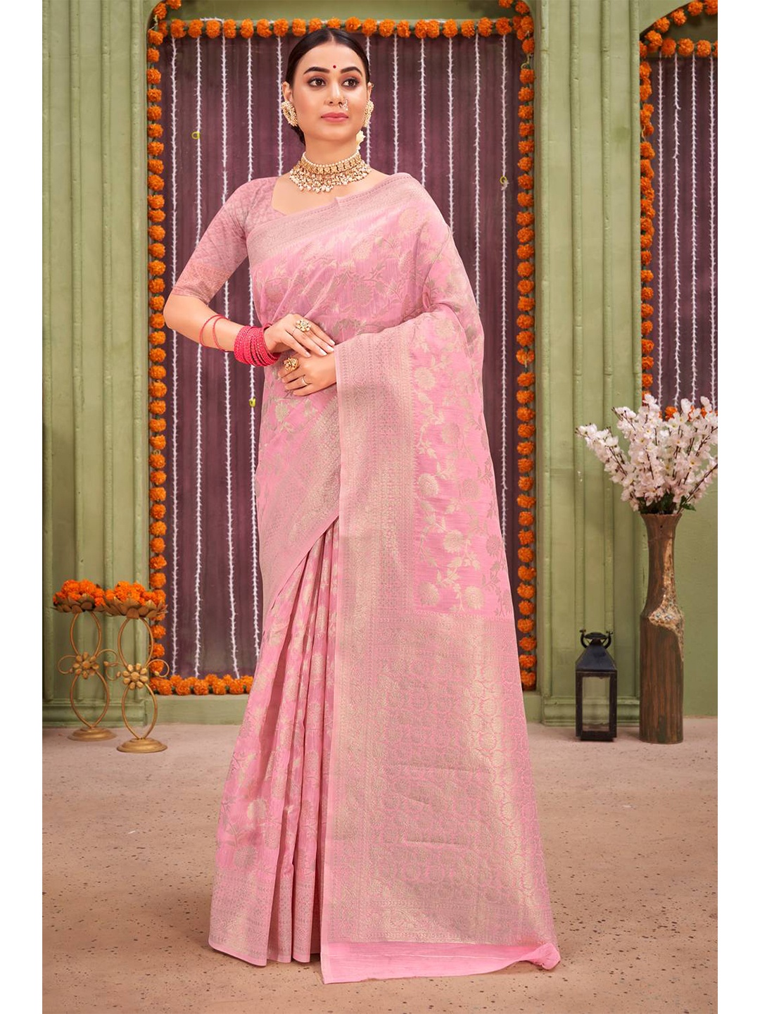 

KARAGIRI Pink & Gold-Toned Woven Design Zari Linen Blend Saree