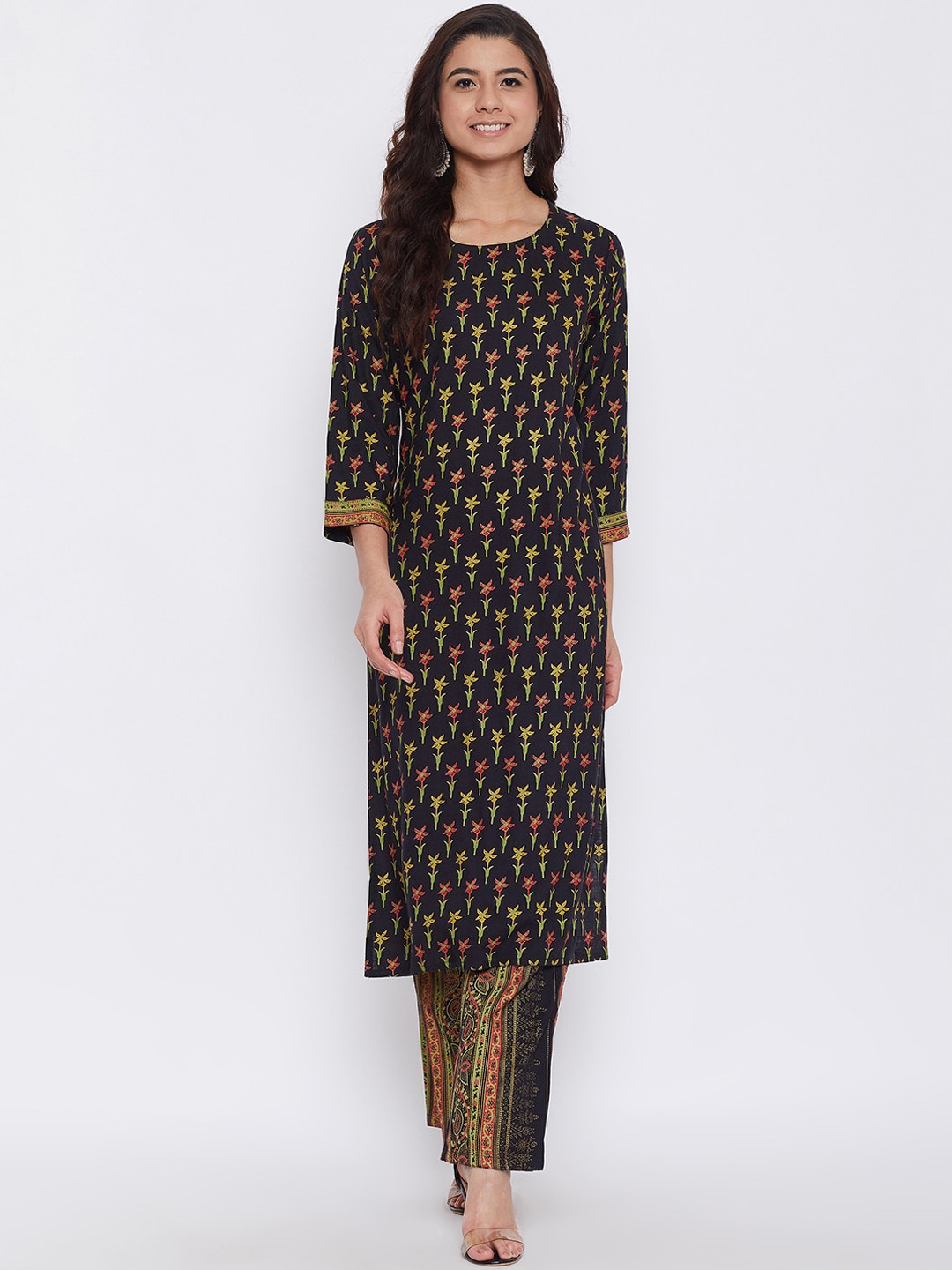 

AgrohA Women Black Ethnic Motifs Printed Kurta with Palazzos