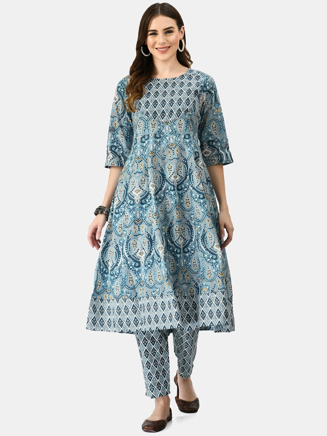 

MAFE Women Blue Printed Panelled Pure Cotton Kurti with Trousers