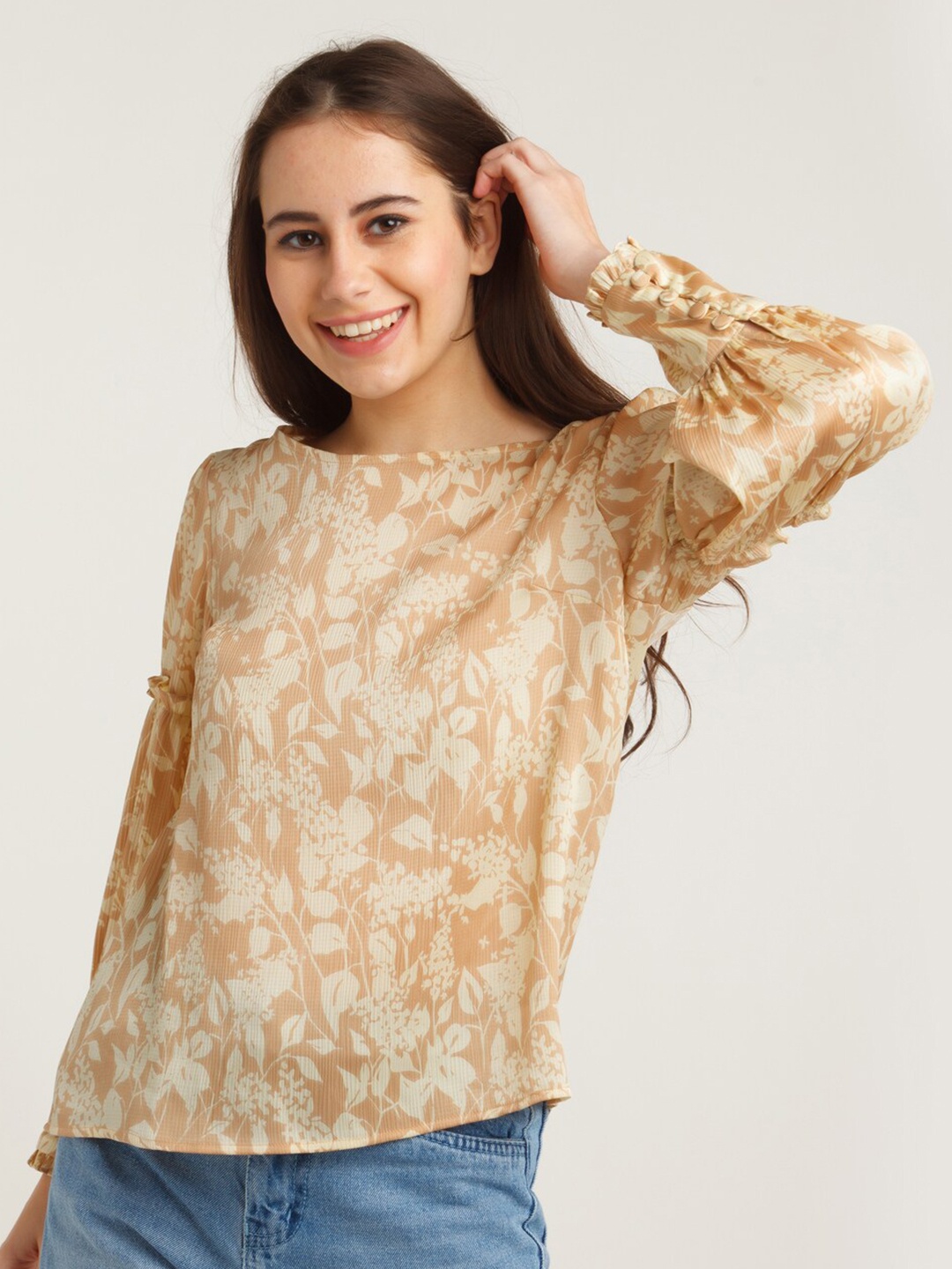 

Zink London Women Peach-Colored Floral Printed Cuffed Sleeves Top