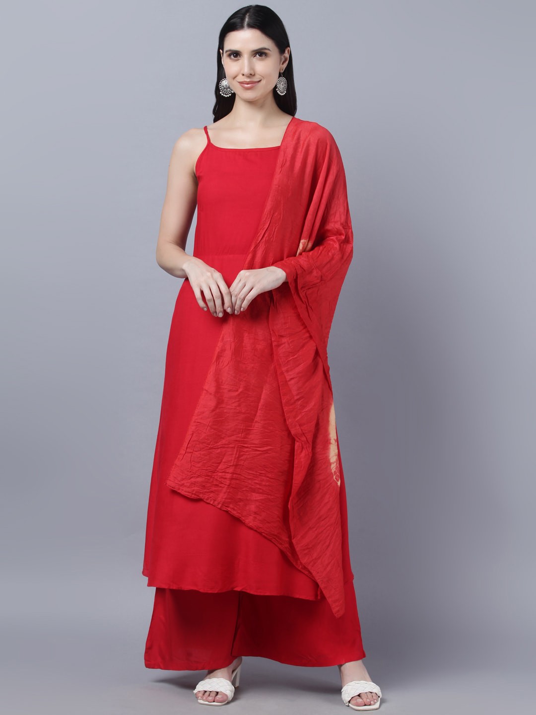 

Myshka Women Red Kurta with Palazzos & With Dupatta