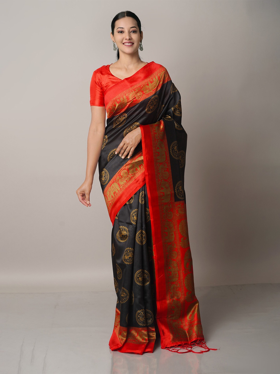 

Unnati Silks Black & Red Ethnic Motifs Art Silk Block Print Saree