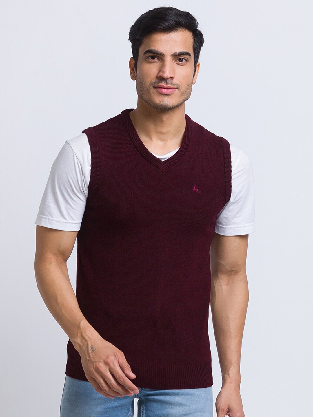 

Parx Men Maroon Ribbed Sweater Vest