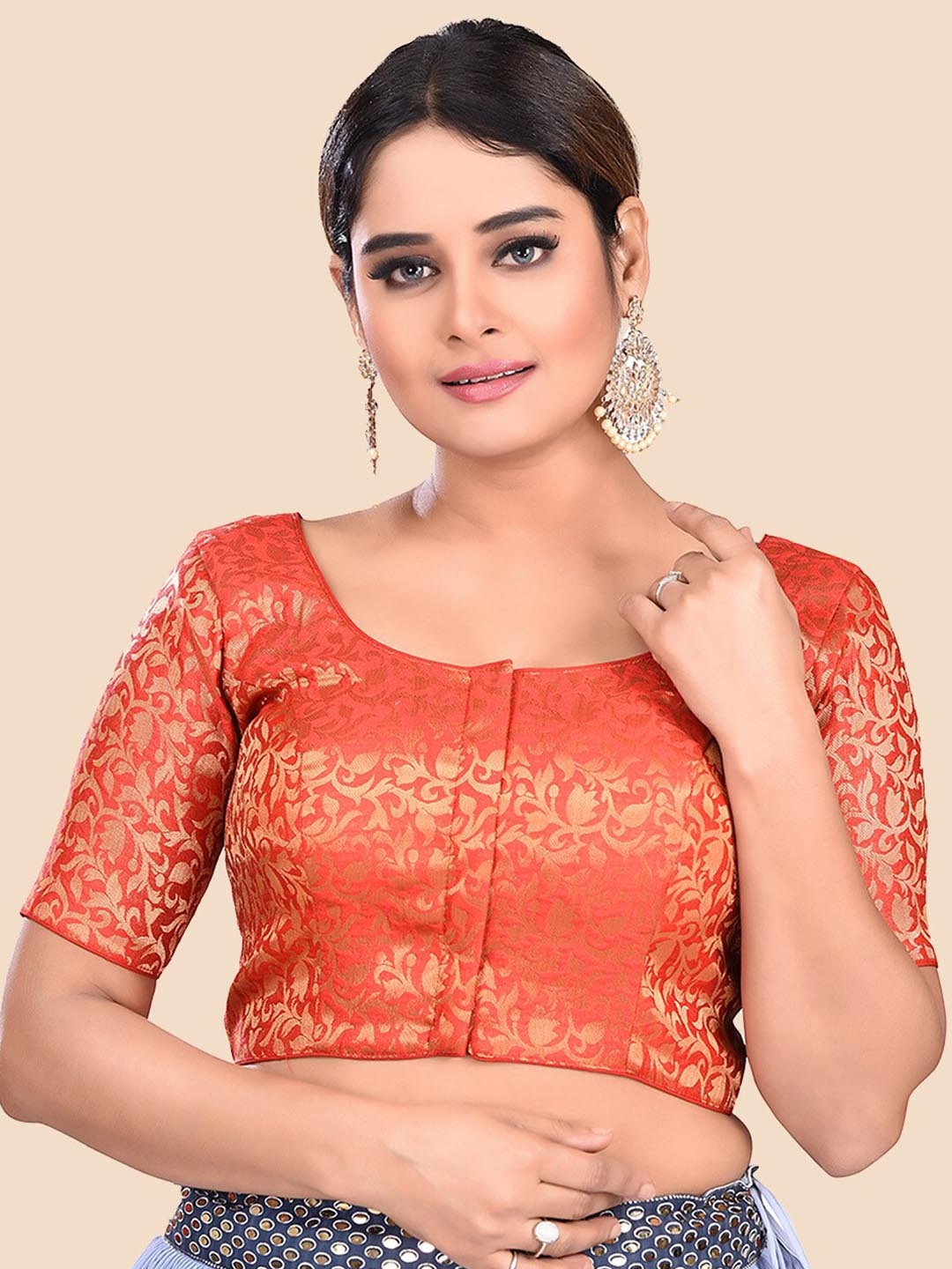 

neckbook Red & Gold-Coloured Woven Design Padded Readymade Saree Blouse