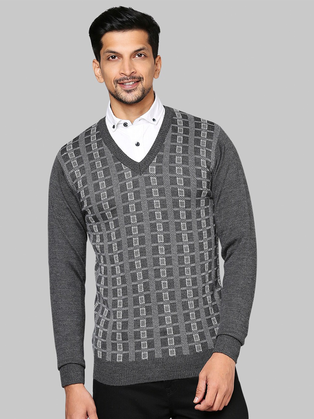 

Raymond Men Grey & White Checked Pullover