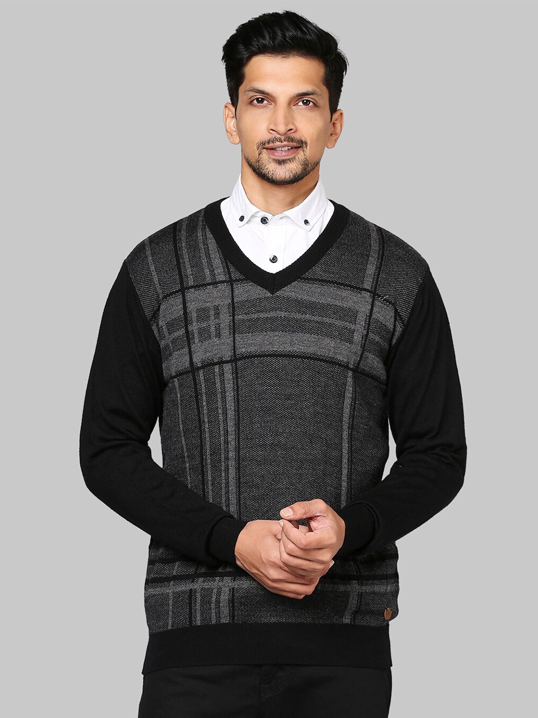 

Raymond Men Black & Grey Printed Pullover