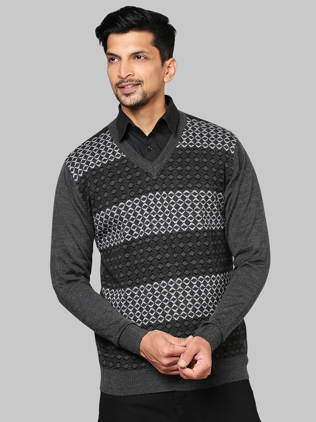 

Raymond Men Grey & White Printed Pullover
