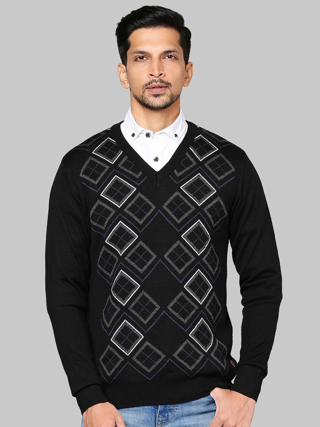 

Raymond Men Black & Grey Printed Pullover