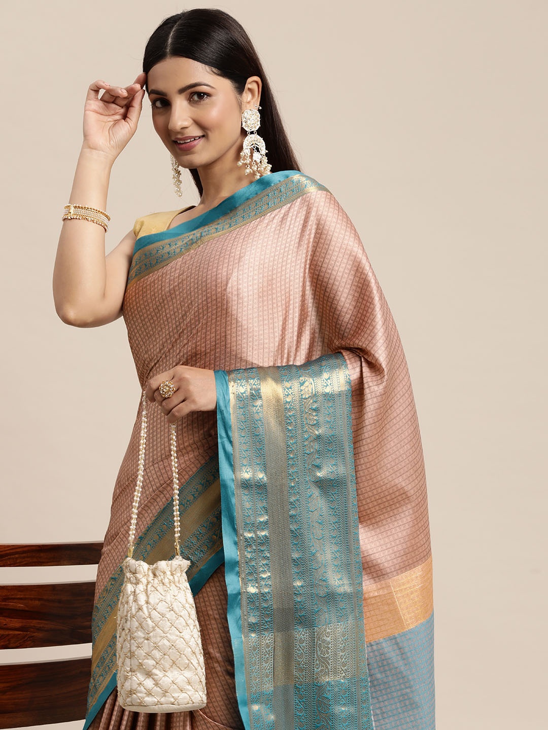

FASHDEAL Checked Jacquard Woven Pure Cotton Saree, Peach