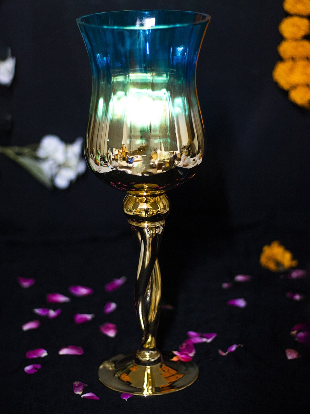 

MARKET99 Blue Solid Glass Candle Holder