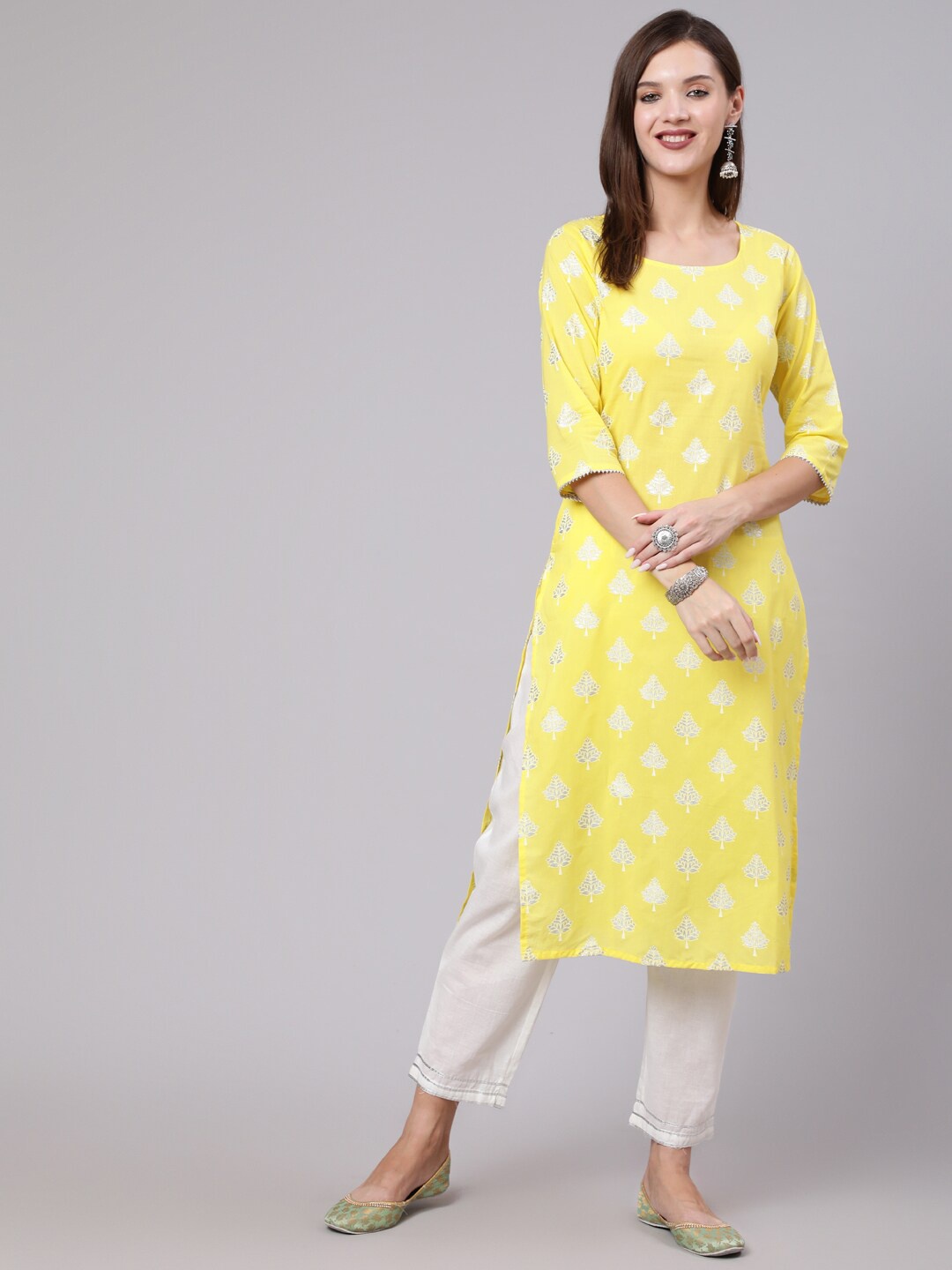 

Nayo Women Yellow Ethnic Printed Straight Kurta With Palazzos