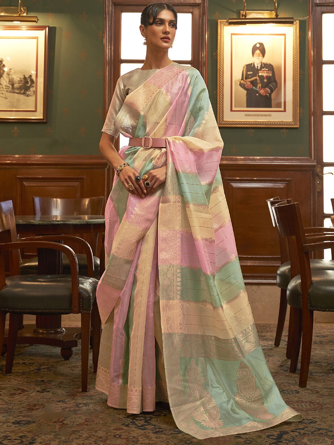 

Mitera Green & Pink Ethnic Motifs Zari Organza Banarasi Saree