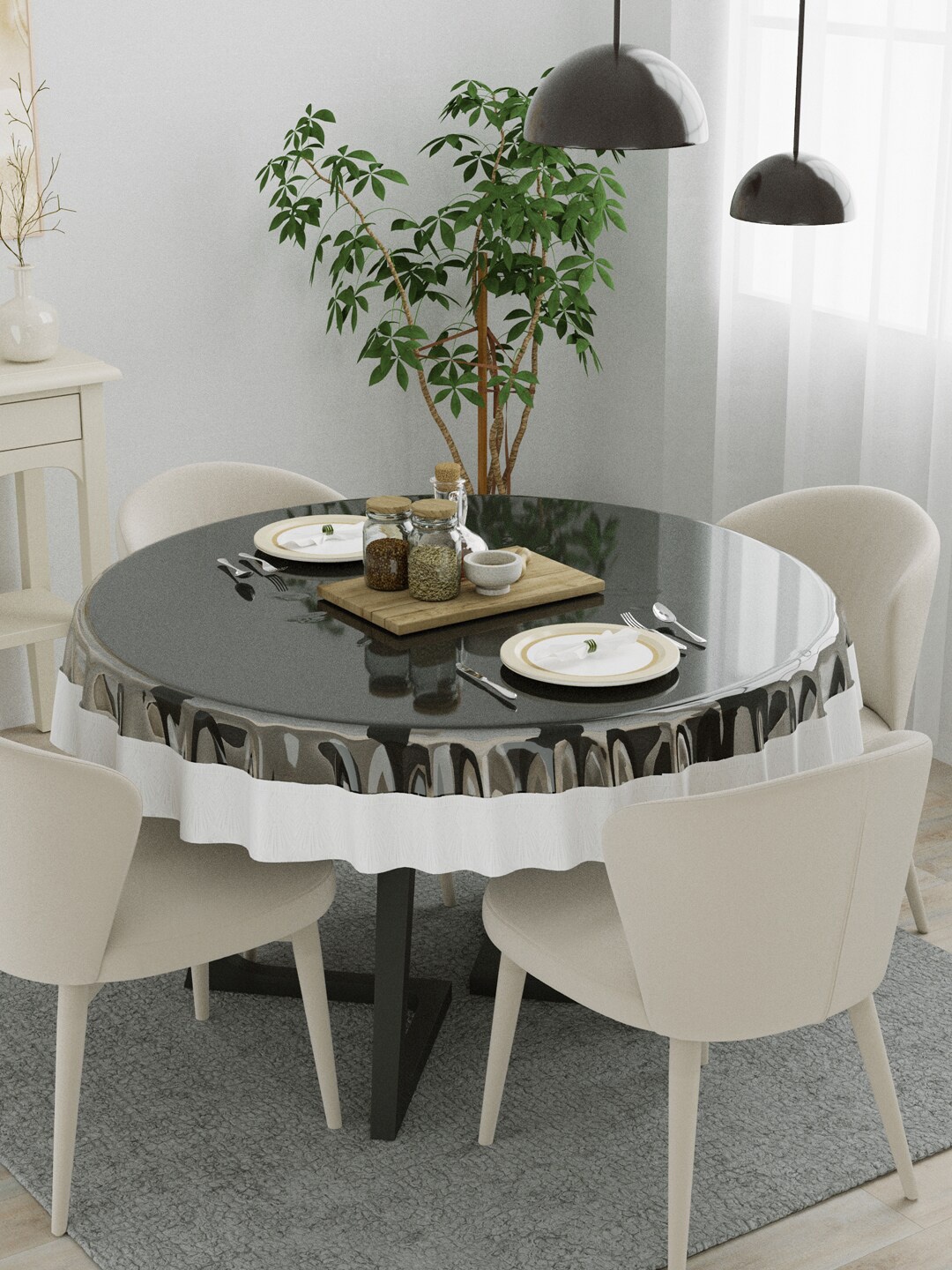 

Clasiko White Solid Round Table Covers