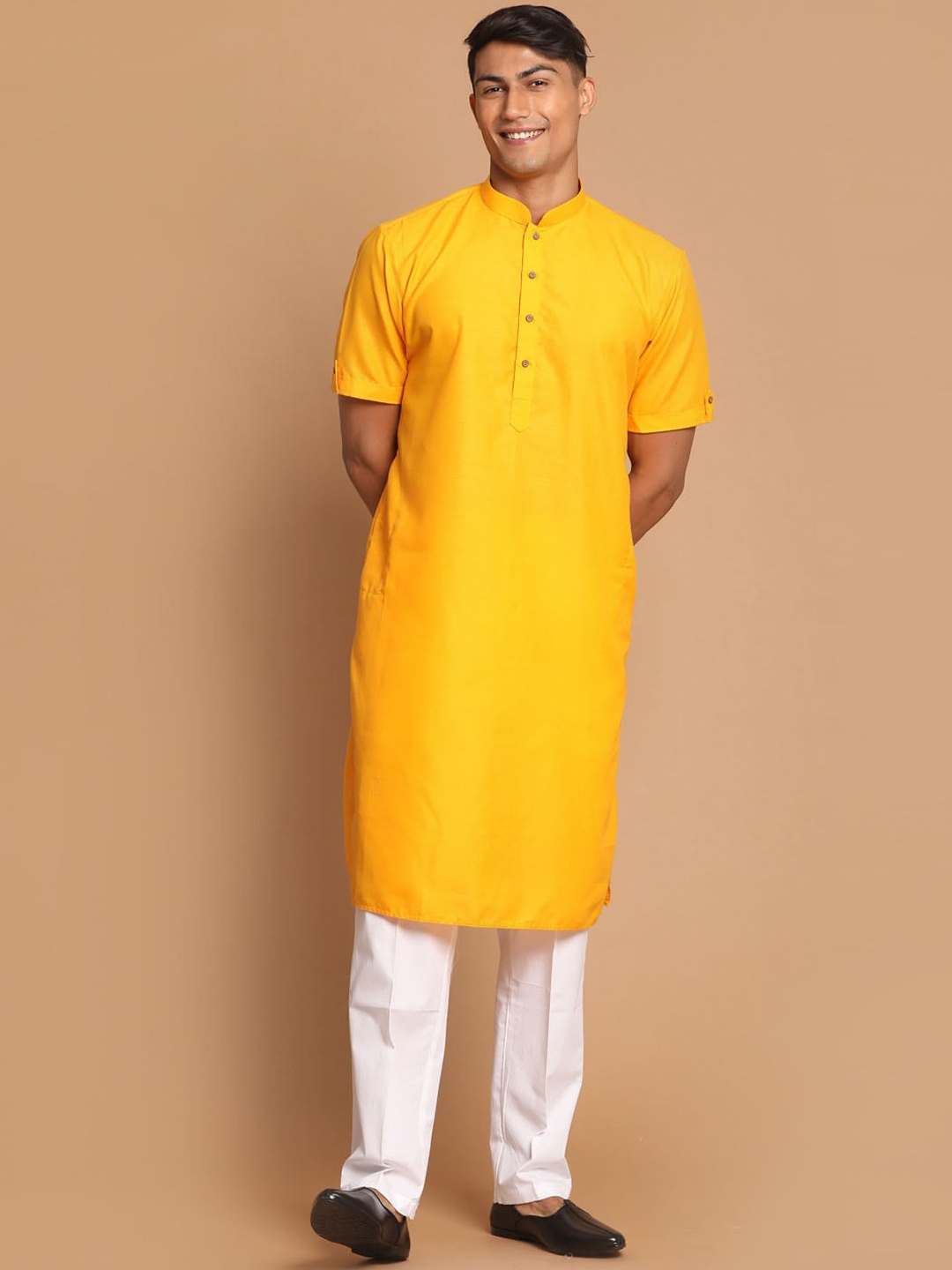 

VASTRAMAY Men Mustard Yellow Kurti with Pyjamas