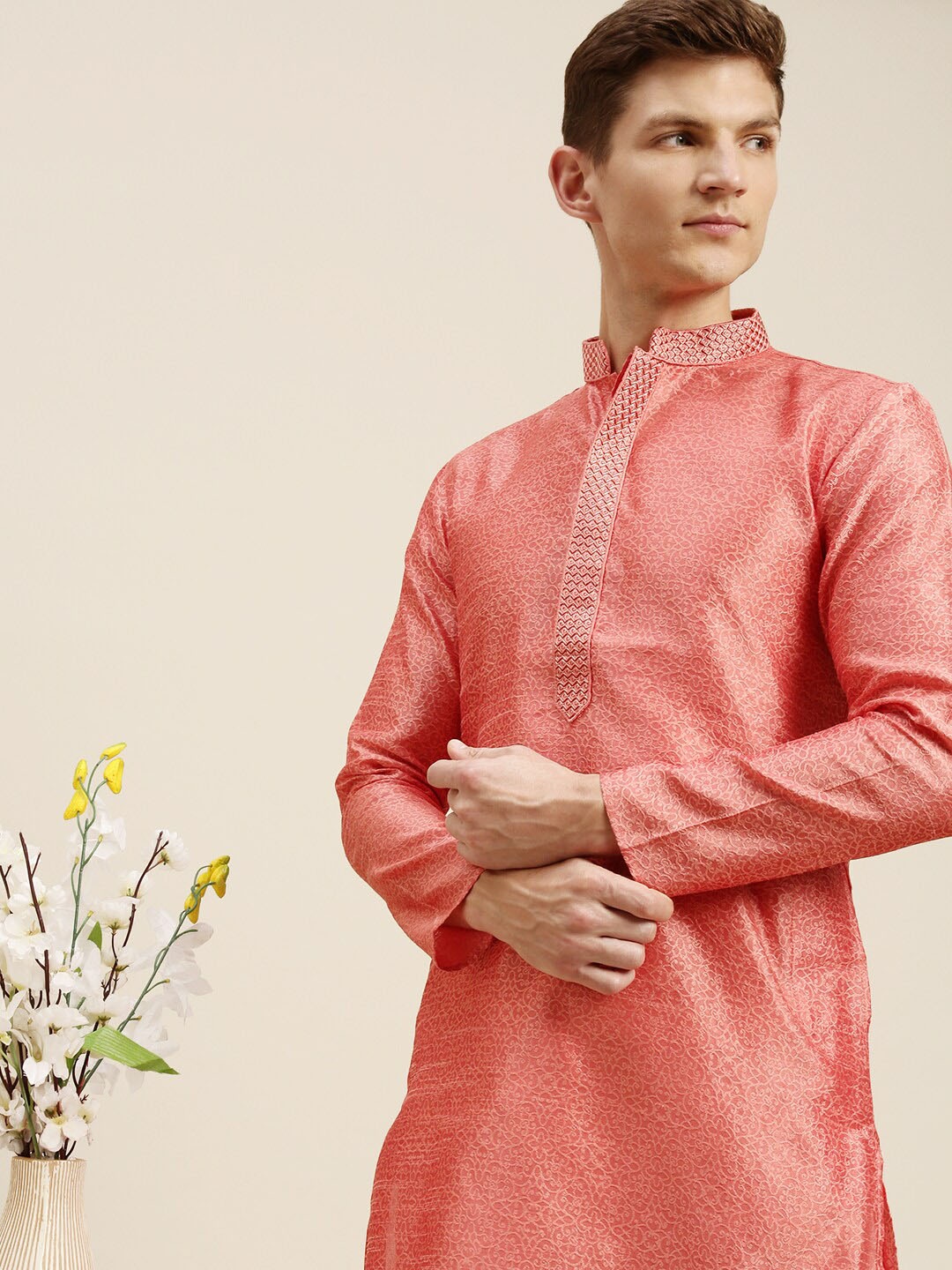 

Sanwara Men Pink Flared Sleeves Thread Work Kurta
