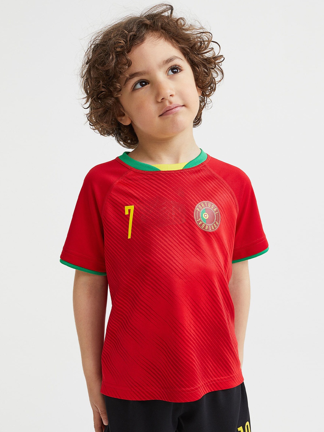 

H&M Girls Red Football shirt