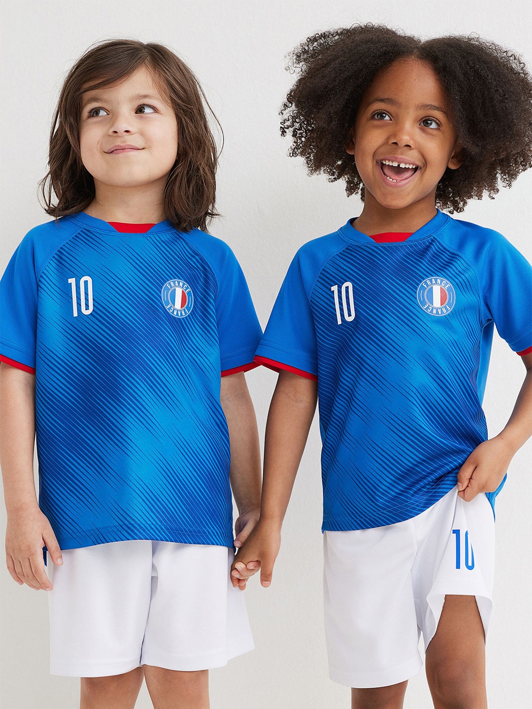 

H&M Girls Blue Football Shirt