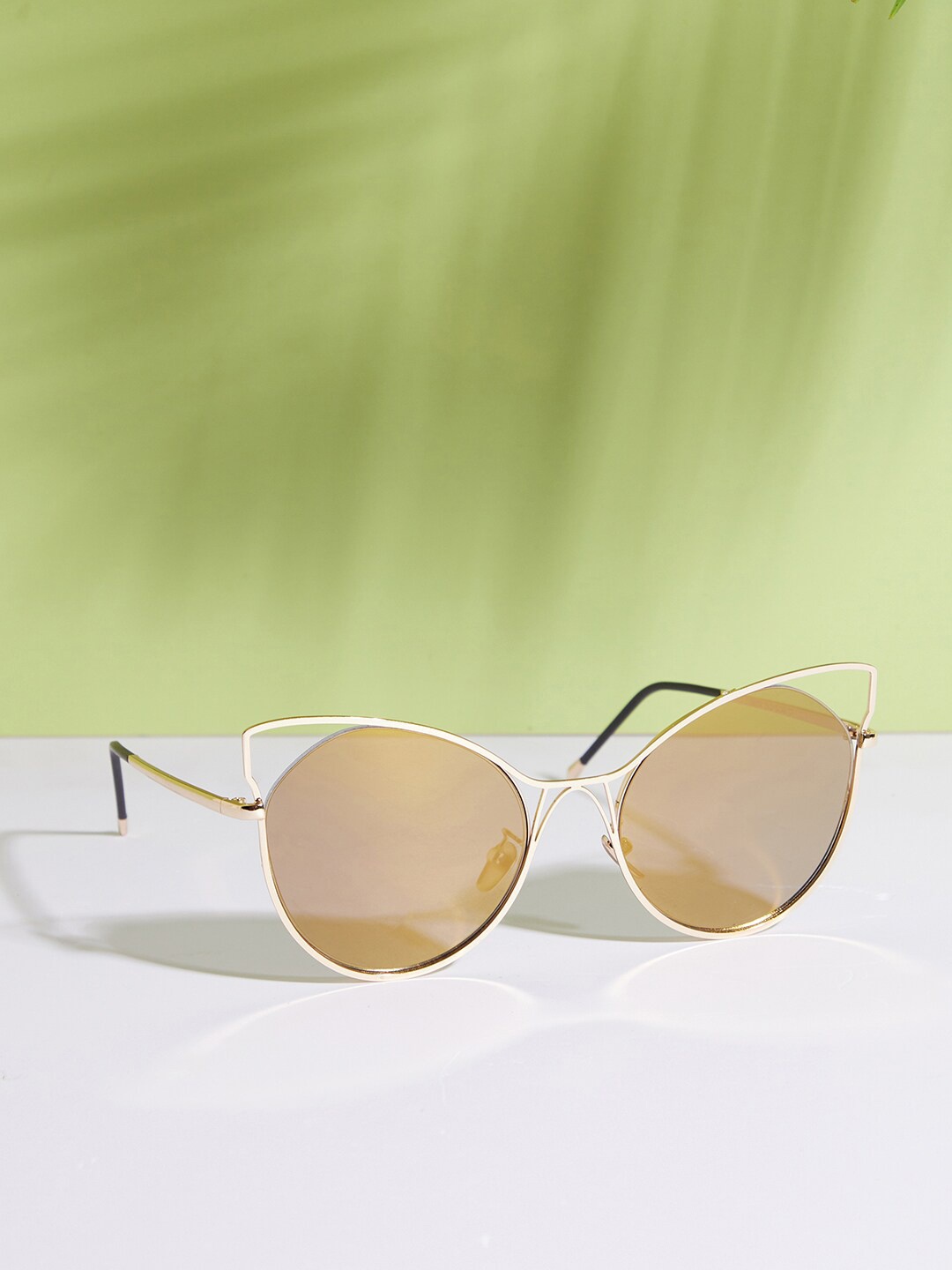 

HAUTE SAUCE by Campus Sutra Unisex Brown Lens & Gold-Toned Other Sunglasses with Polarised Lens