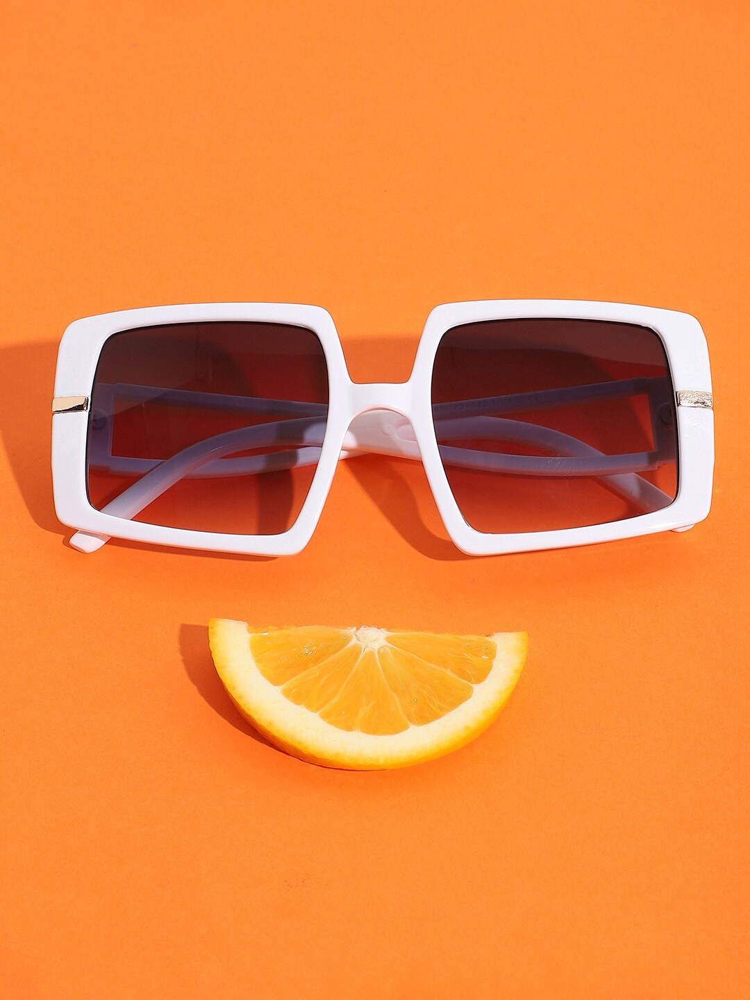 

HAUTE SAUCE by Campus Sutra Women Blue Lens & White Oversized Sunglasses with Polarised Lens
