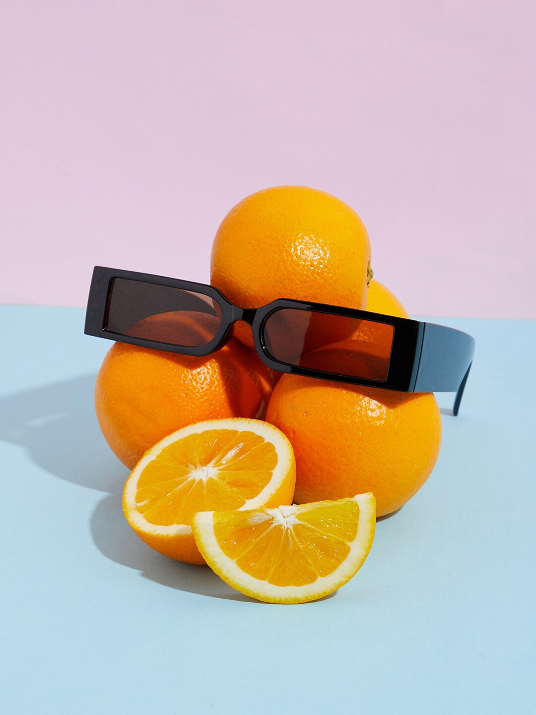

HAUTE SAUCE by Campus Sutra Women Black Lens & Black Rectangle Sunglasses with Polarised Lens